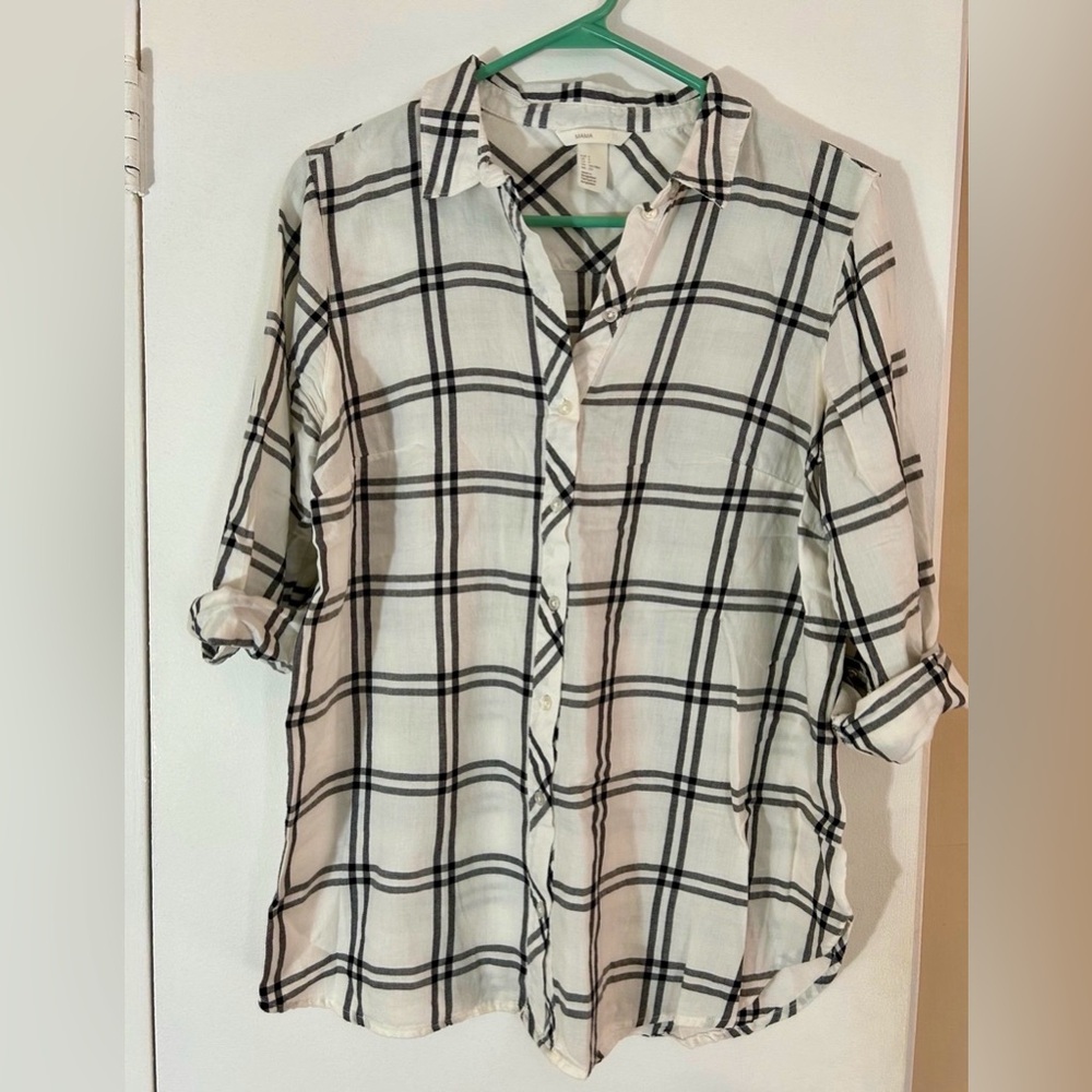 Women’s Maternity White and Black Plaid Shirt by H&M, size Small